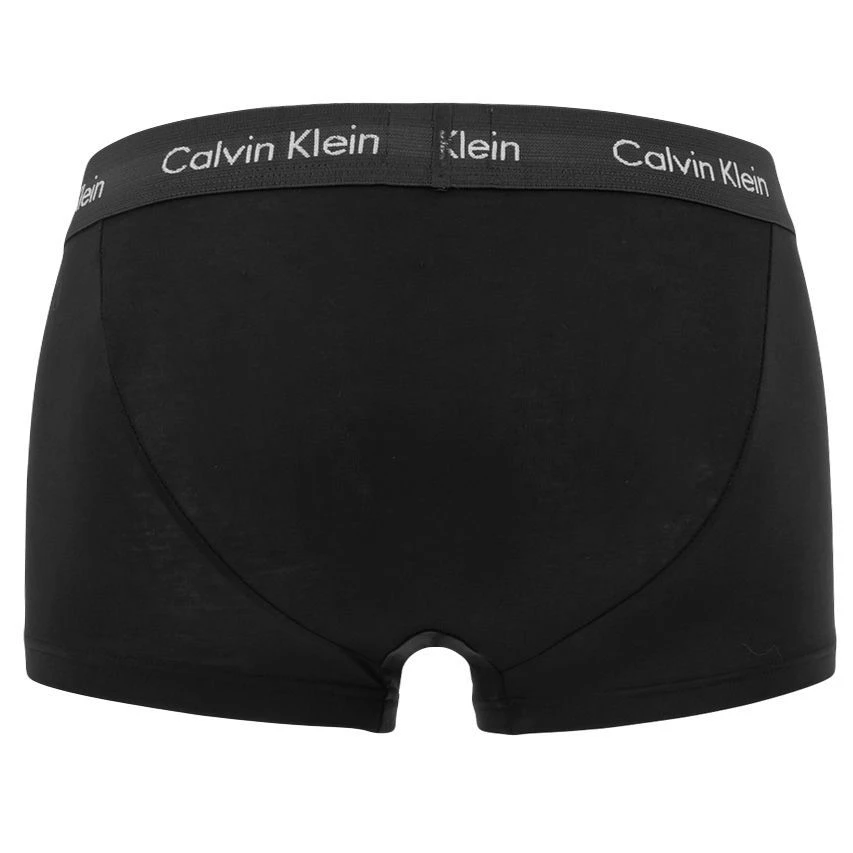 Calvin Klein 3-pack low rise trunks zwart / grijs / logo Calvin Klein 3-pack Low Rise Trunks Zwart / Grijs / Logo -Boxers Winkel aHR0cHM6Ly93d3cuYm94ZXJzLm5sL21lZGlhL2NhdGFsb2cvcHJvZHVjdC9jL2EvY2FsdmluLWtsZWluX3UyNjY0Zy1qeWpfM19hY2h0ZXJrYW50XzIuanBnP3N0b3JlPWJveGVyc19ubCZpbWFnZS10eXBlPWltYWdl