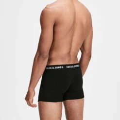 Jack & Jones 2-pack Boxer Trunks Jon Zwart 2 Jack & Jones 2-pack Boxer Trunks Jon Zwart -Boxers Winkel aHR0cHM6Ly93d3cuYm94ZXJzLm5sL21lZGlhL2NhdGFsb2cvcHJvZHVjdC9qL2EvamFja19qb25lc18xMjEzODIzNS1ibGFja19tb2RlbF9hY2h0ZXJrYW50LmpwZz9zdG9yZT1ib3hlcnNfbmwmaW1hZ2UtdHlwZT1pbWFnZQ