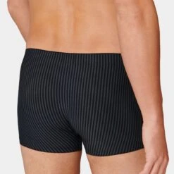 Schiesser Long Life Modal Soft Boxer Stripe Blauw & Zwart -Boxers Winkel aHR0cHM6Ly93d3cuYm94ZXJzLm5sL21lZGlhL2NhdGFsb2cvcHJvZHVjdC9zL2Mvc2NoaWVzc2VyXzE3NDY0Ni0wMDFfbW9kZWxfYWNodGVya2FudC5qcGc c3RvcmU9Ym94ZXJzX25sJmltYWdlLXR5cGU9aW1hZ2U
